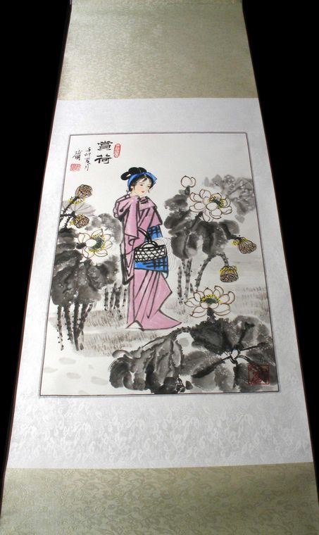 仕女圖賞荷
